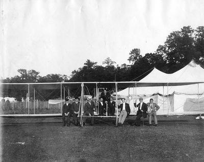 Unidentified group (3 of 9)