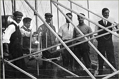 left to right: Duval La Chapelle, Arthur Welsh, Orville Wright, James Davis, Ralph Johnstone, Frank Coffyn.
