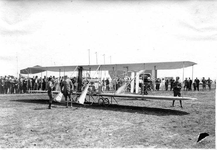 Frank Coffyn prior to take-off in Model B, Fort Sam Houston, Texas.