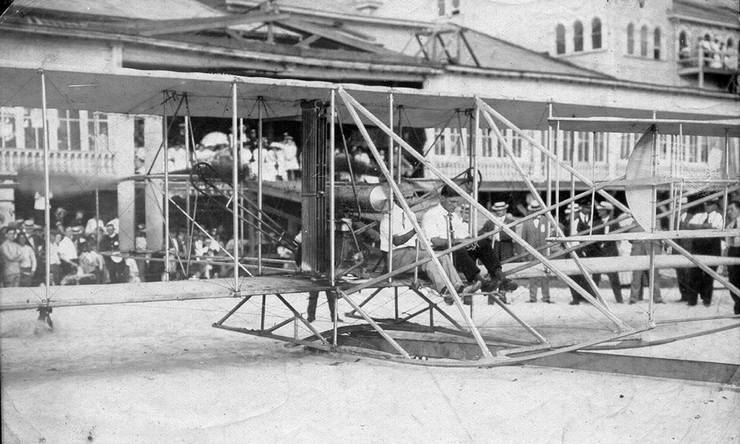 Walter Brookins and Frank Coffyn prior to takeoff in Wright transitional aircraft in Atlantic City, New Jersey.