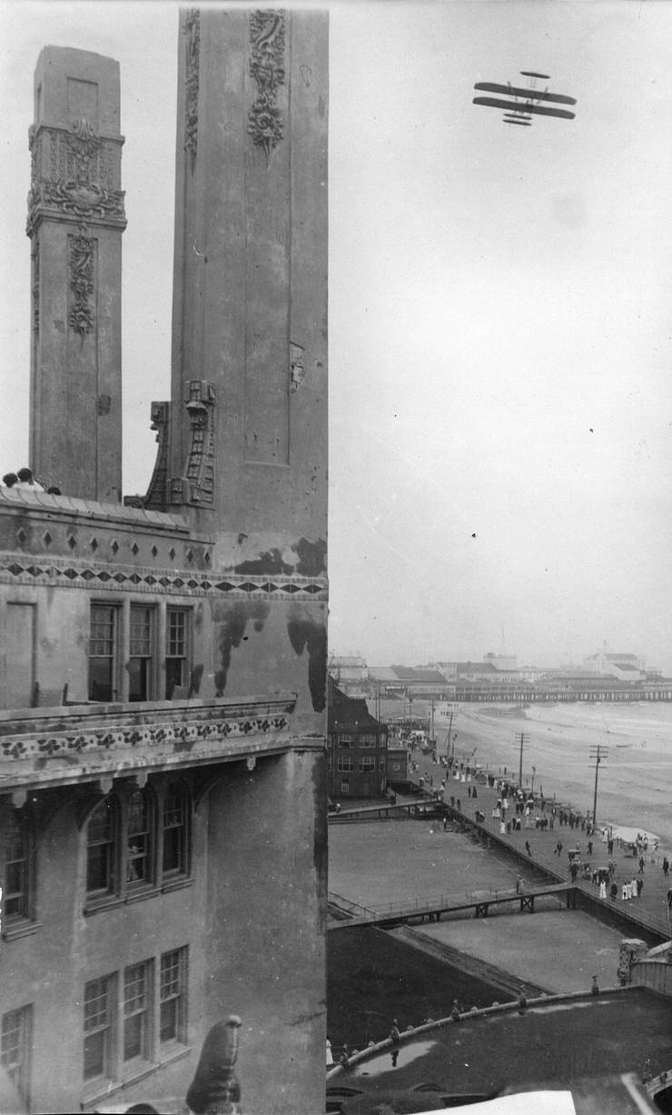 Walter Brookins in flight over Atlantic City, New Jersey.