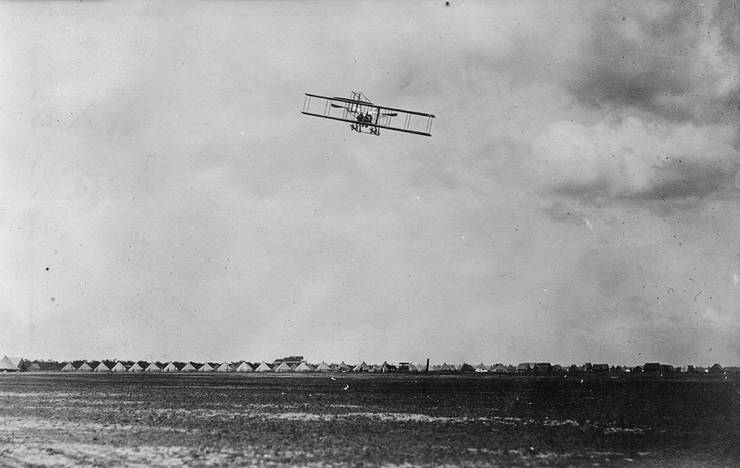 Frank Coffyn in flight over Fort Sam Houston, Texas.