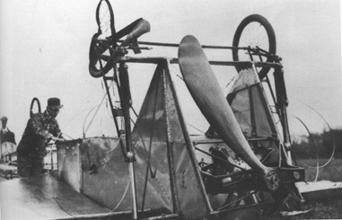 Crash of John Moisant's plane, 1910