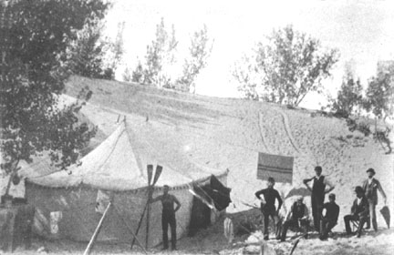 The Chanute camp on the Indiana dunes (1896)