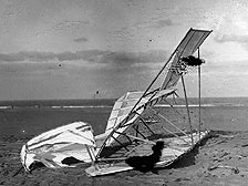 1900 glider wrecked