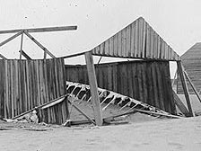 1902 Glider in hangar